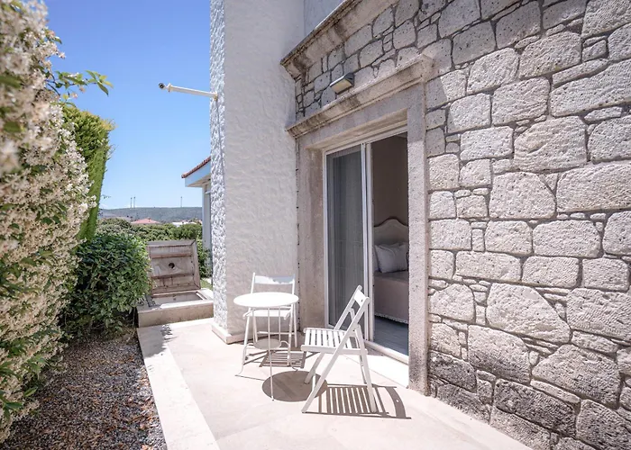 Eritrina Otel Alaçatı