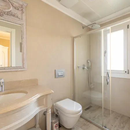Hotel Eritrina Alacati