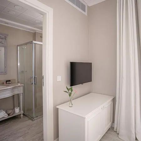 Eritrina Hotel Alaçatı