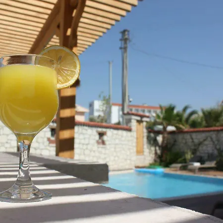 Hotel Eritrina Alacati