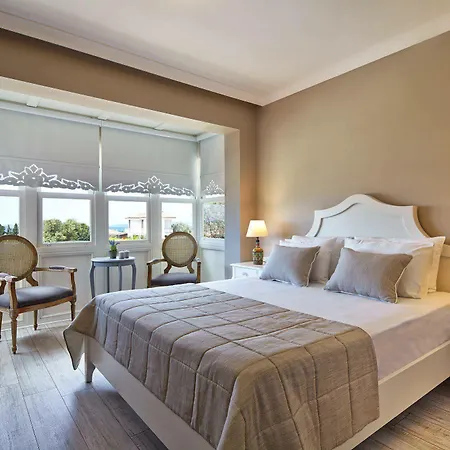 Hotel Eritrina 2*